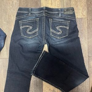 Silver - TUESDAY . Bootcut jeans. Super cute dark wash like new